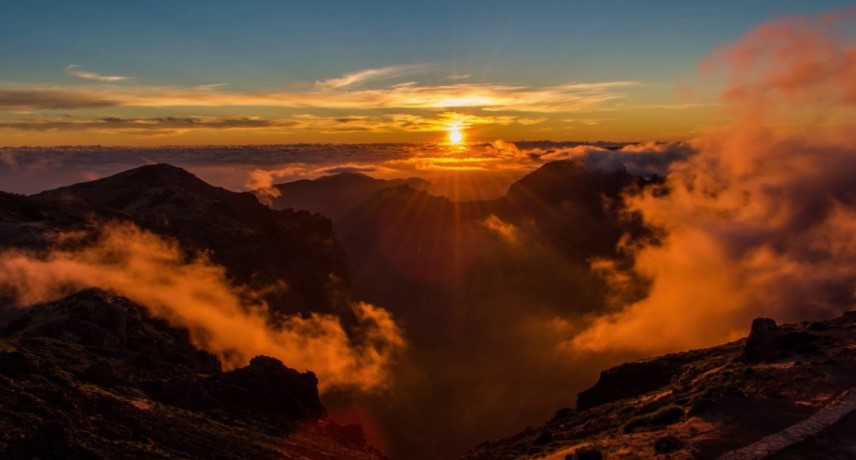 Melhores locais para ver o pôr do sol na Madeira- Pico do areeiro